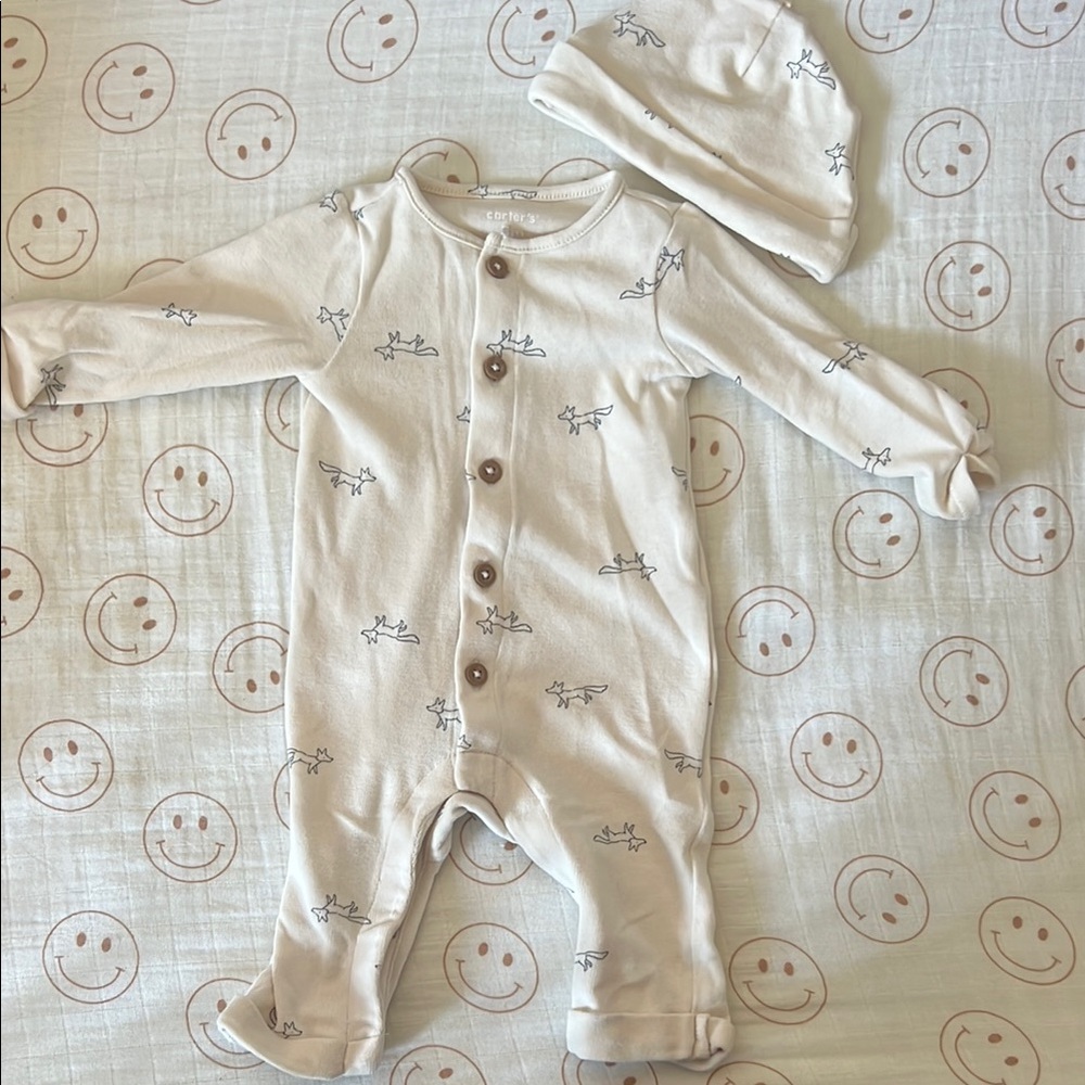 Foxes Cream One Piece w/ hat
